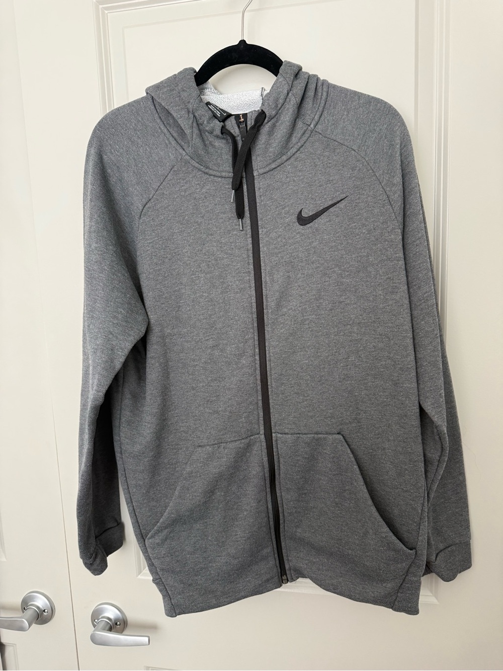 Nike Men's Gray Zip-Up Hoodie Sweatshirt